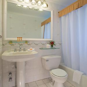 Superior Junior Suite King Bed